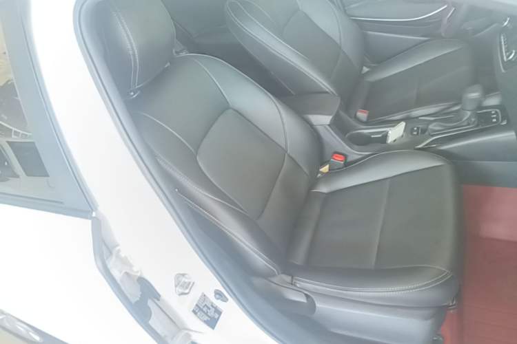 Used Toyota Corolla 2023 1.8L Smart Electric Hybrid Dual-Motor Elite Edition Right Front Seat