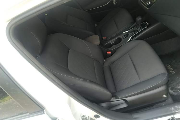 Used Toyota Corolla 2023 1.8L Smart Electric Hybrid Dual-Motor Pioneer Edition Right Front Seat