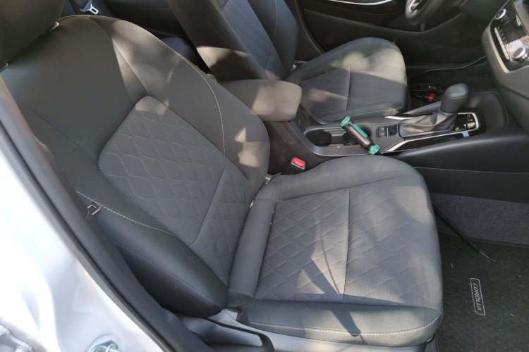 Used Toyota Corolla 2023 1.8L Smart Electric Hybrid Dual-Motor Elite Edition Right Front Seat