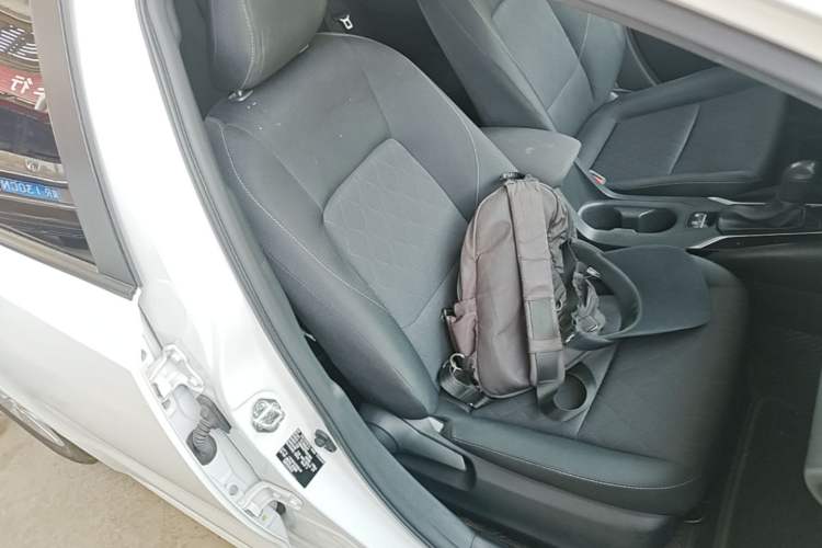 Used Toyota Corolla 2023 1.8L Smart Electric Hybrid Dual-Motor Pioneer Edition Right Front Seat