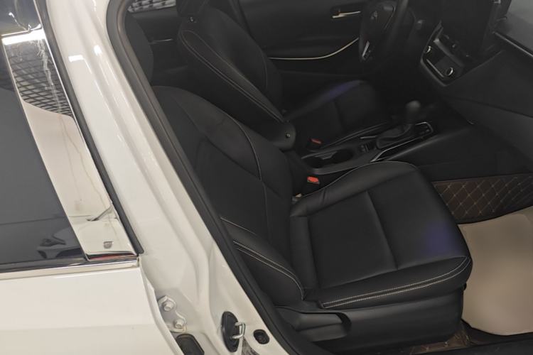 Used Toyota Corolla 2023 1.8L Smart Electric Hybrid Dual-Motor Pioneer Edition Right Front Seat