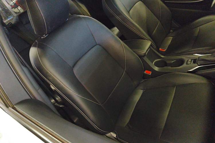 Used Toyota Corolla 2023 1.8L Smart Electric Hybrid Dual-Motor Elite Edition Right Front Seat