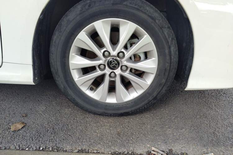 Used Toyota Corolla 2023 1.8L Smart Electric Hybrid Dual-Motor Pioneer Edition Right Front Wheel Hub