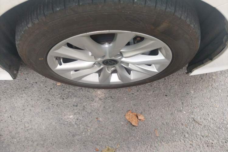 Used Toyota Corolla 2023 1.8L Smart Electric Hybrid Dual-Motor Elite Edition Right Front Wheel Hub