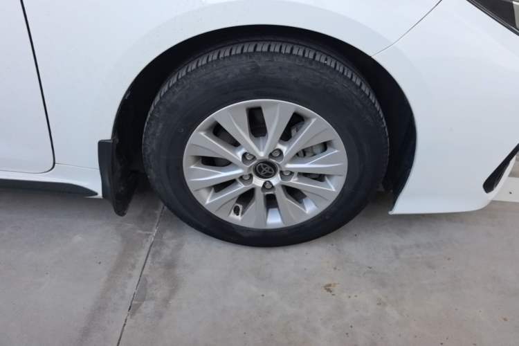 Used Toyota Corolla 2023 1.8L Smart Electric Hybrid Dual-Motor Pioneer Edition Right Front Wheel Hub