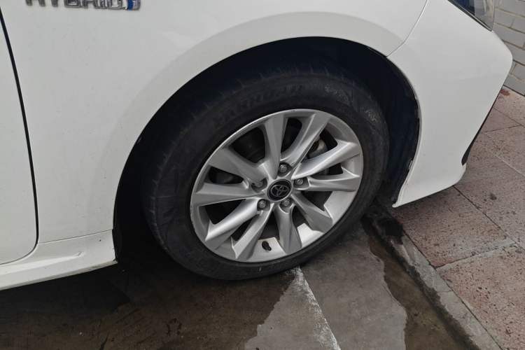 Used Toyota Corolla 2023 1.8L Smart Electric Hybrid Dual-Motor Elite Edition Right Front Wheel Hub