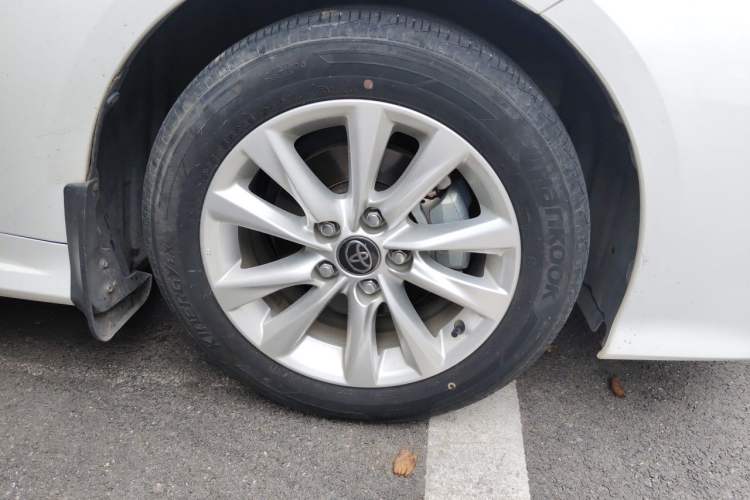 Used Toyota Corolla 2023 1.8L Smart Electric Hybrid Dual-Motor Elite Edition Right Front Wheel Hub