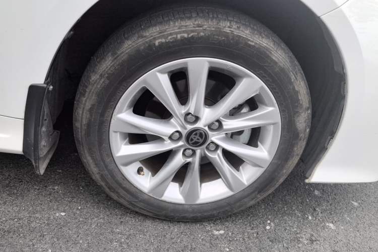 Used Toyota Corolla 2023 1.2T Elite Edition Right Front Wheel Hub