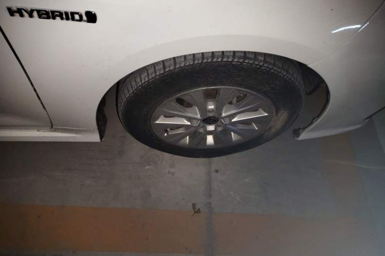 Used Toyota Corolla 2023 1.8L Smart Electric Hybrid Dual-Motor Pioneer Edition Right Front Wheel Hub