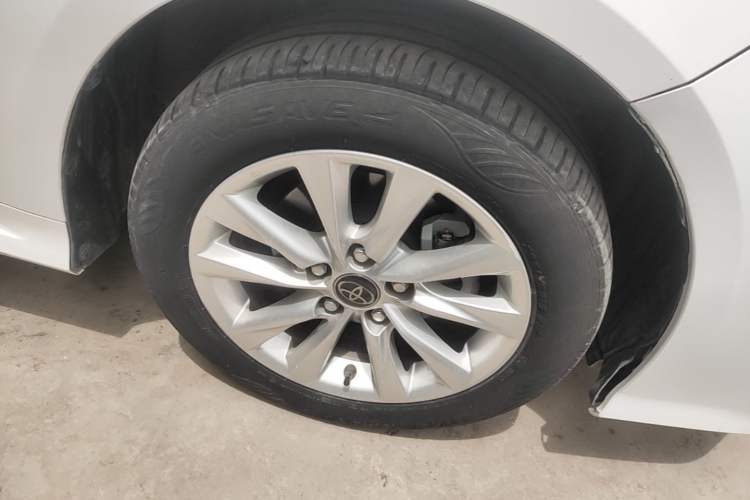 Used Toyota Corolla 2023 1.2T Elite Edition Right Front Wheel Hub
