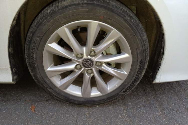 Used Toyota Corolla 2023 1.8L Smart Electric Hybrid Dual-Motor Elite Edition Right Front Wheel Hub