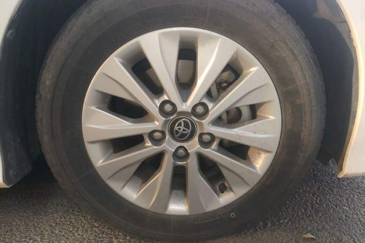 Used Toyota Corolla 2023 1.8L Smart Electric Hybrid Dual-Motor Pioneer Edition Right Front Wheel Hub