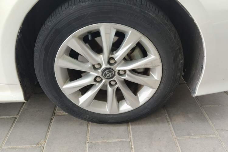 Used Toyota Corolla 2023 1.8L Smart Electric Hybrid Dual-Motor Elite Edition Right Front Wheel Hub