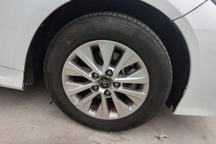 Used Toyota Corolla 2023 1.8L Smart Electric Hybrid Dual-Motor Pioneer Edition Right Front Wheel Hub