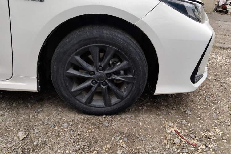 Used Toyota Corolla 2023 1.8L Smart Electric Hybrid Dual-Motor Elite Edition Right Front Wheel Hub