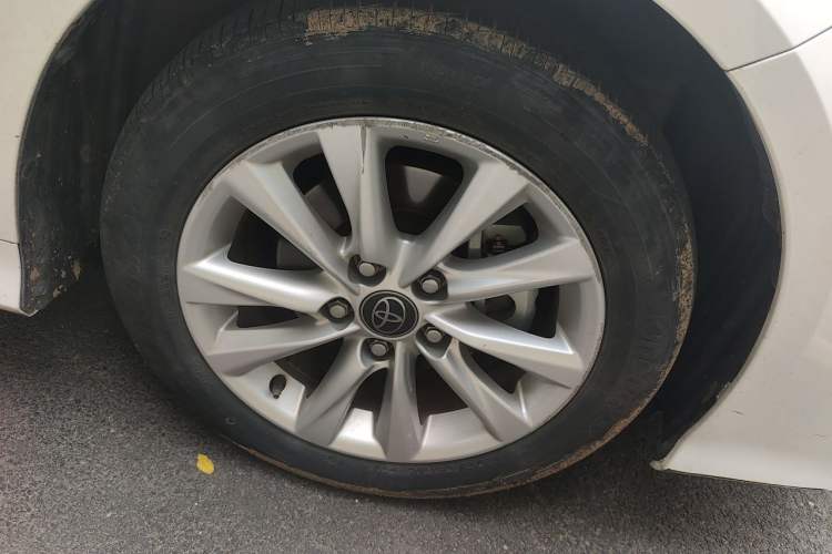 Used Toyota Corolla 2023 1.8L Smart Electric Hybrid Dual-Motor Elite Edition Right Front Wheel Hub