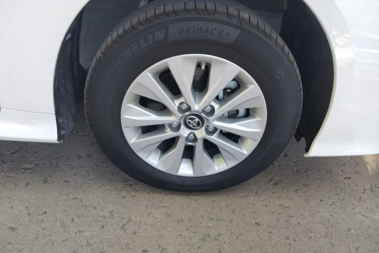 Used Toyota Corolla 2023 1.2T Pioneer Edition Right Front Wheel Hub