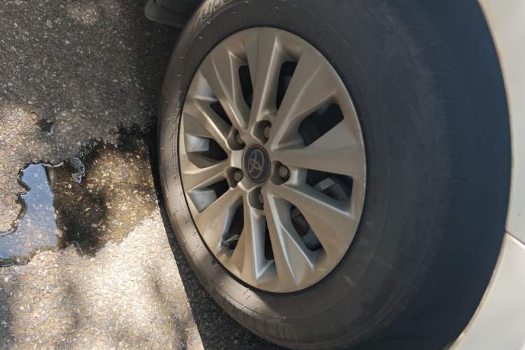 Used Toyota Corolla 2023 1.8L Smart Electric Hybrid Dual-Motor Pioneer Edition Right Front Wheel Hub