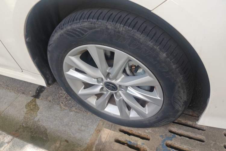 Used Toyota Corolla 2023 1.2T Elite Edition Right Front Wheel Hub