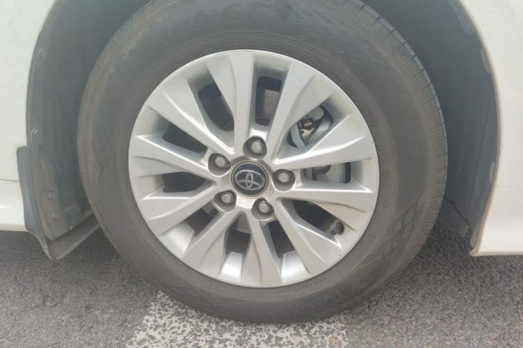 Used Toyota Corolla 2023 1.8L Smart Electric Hybrid Dual-Motor Pioneer Edition Right Front Wheel Hub