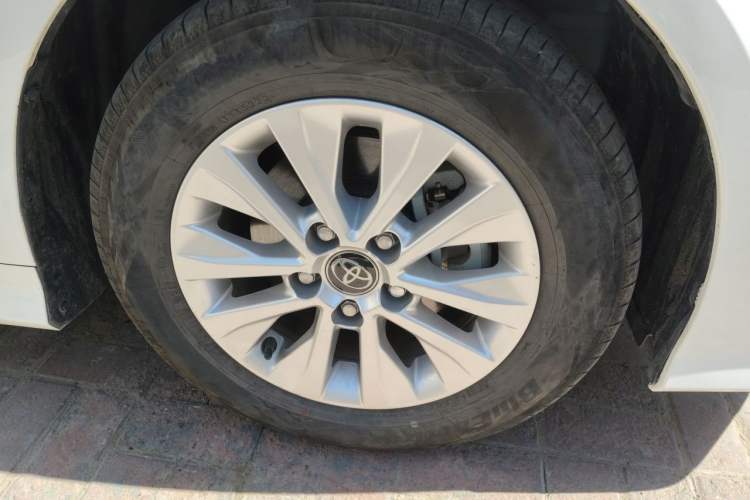 Used Toyota Corolla 2023 1.8L Smart Electric Hybrid Dual-Motor Pioneer Edition Right Front Wheel Hub