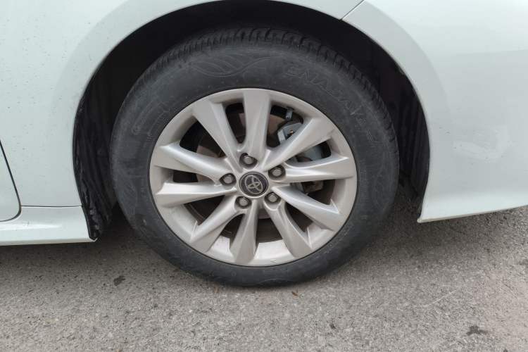 Used Toyota Corolla 2023 1.8L Smart Electric Hybrid Dual-Motor Elite Edition Right Front Wheel Hub
