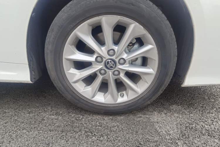 Used Toyota Corolla 2023 1.8L Smart Electric Hybrid Dual-Motor Elite Edition Right Front Wheel Hub