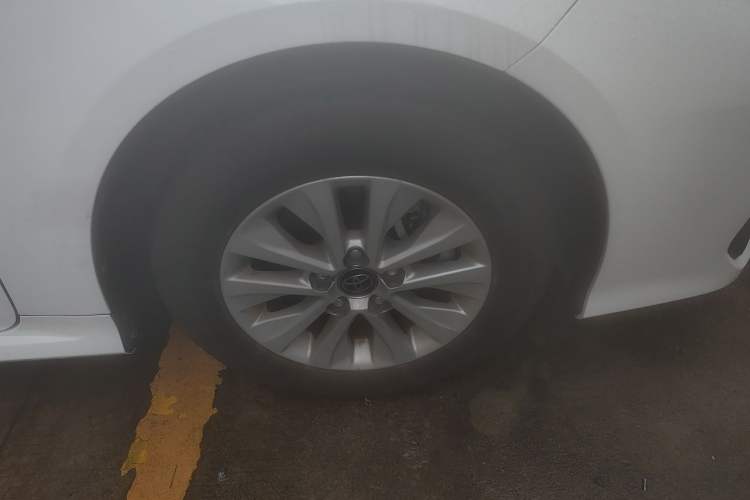 Used Toyota Corolla 2023 1.2T Pioneer Edition Right Front Wheel Hub