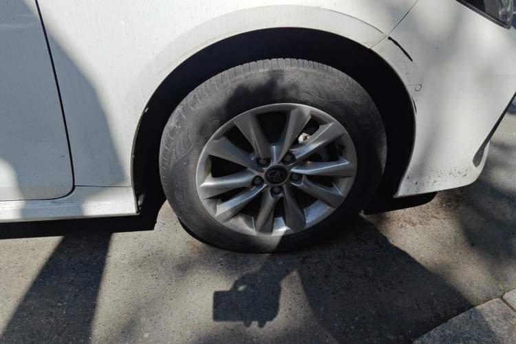 Used Toyota Corolla 2023 1.2T Elite Edition Right Front Wheel Hub