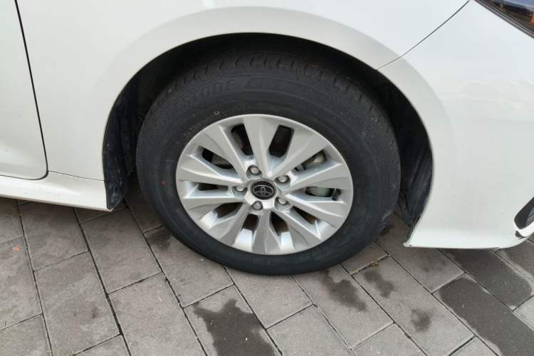 Used Toyota Corolla 2023 1.8L Smart Electric Hybrid Dual-Motor Pioneer Edition Right Front Wheel Hub