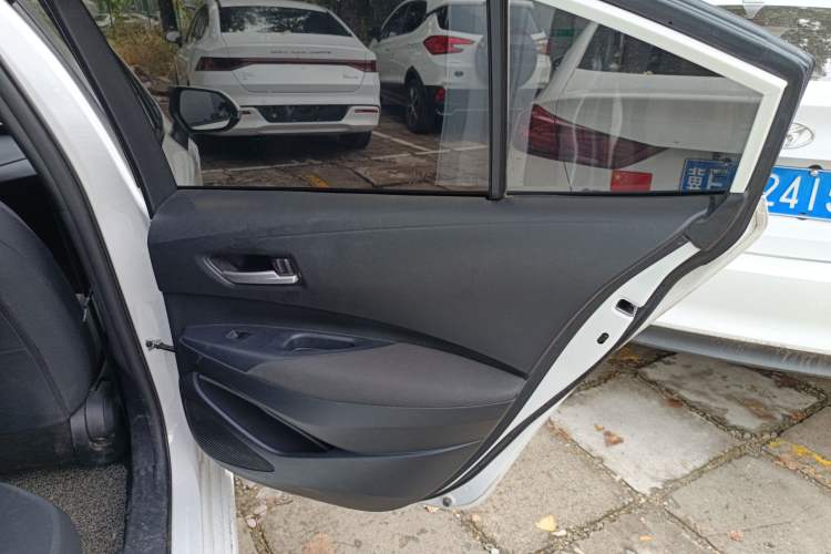 Used Toyota Corolla 2023 1.8L Smart Electric Hybrid Dual-Motor Pioneer Edition Right Rear Door Interior