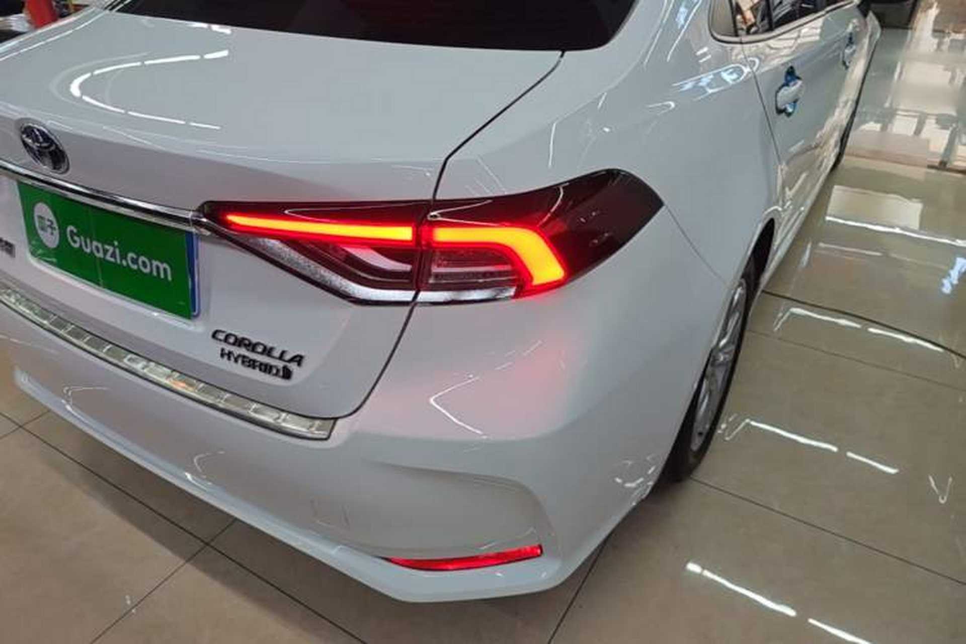 Used Toyota Corolla 2023 1.8L Smart Electric Hybrid Dual-Motor Elite Edition Right Rear Taillight