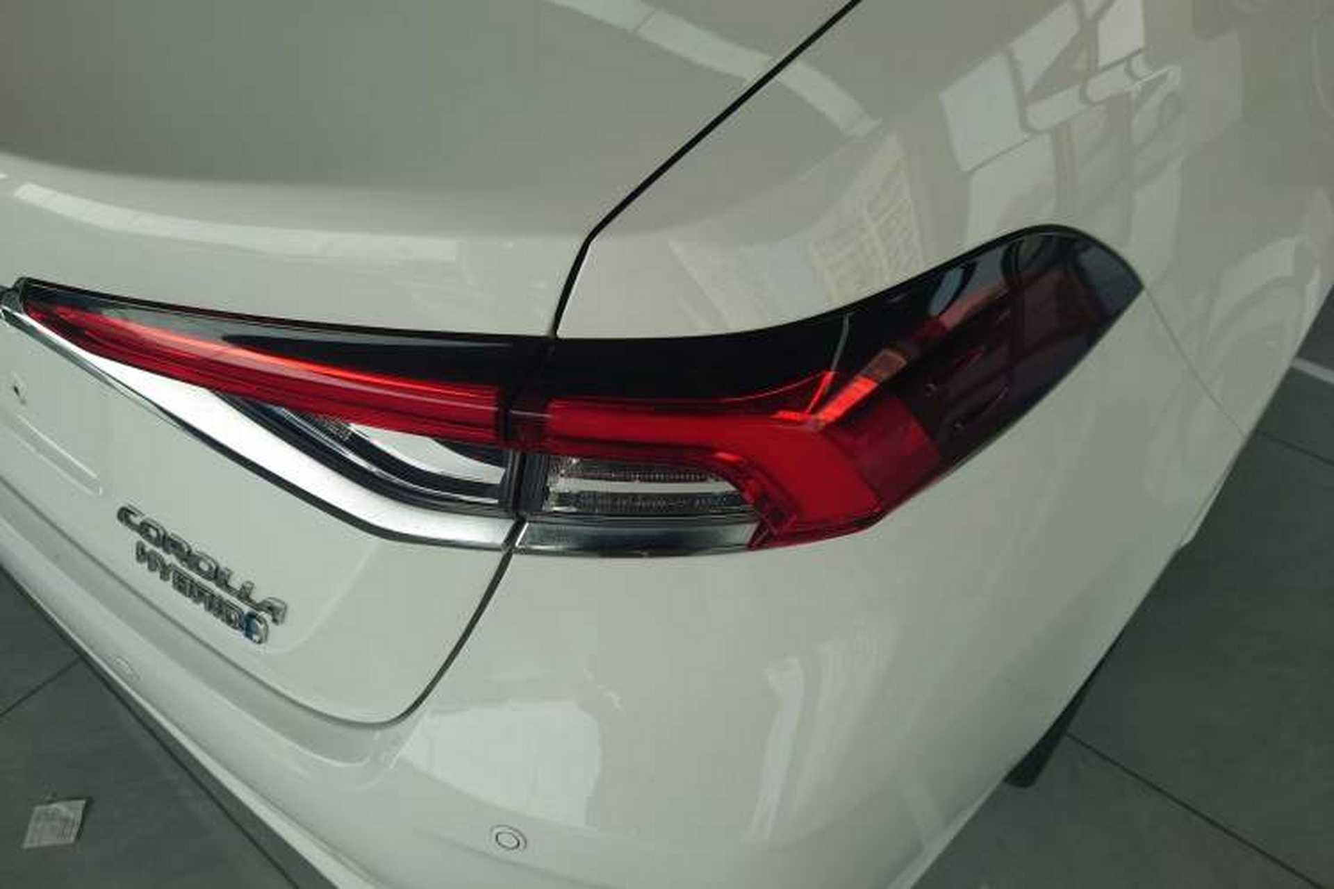 Used Toyota Corolla 2023 1.8L Smart Electric Hybrid Dual-Motor Pioneer Edition Right Rear Taillight