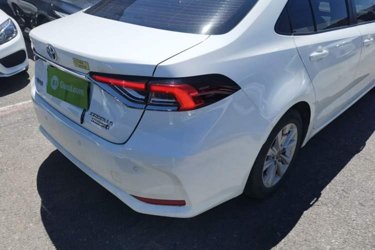 Used Toyota Corolla 2023 1.8L Smart Electric Hybrid Dual-Motor Elite Edition Right Rear Taillight