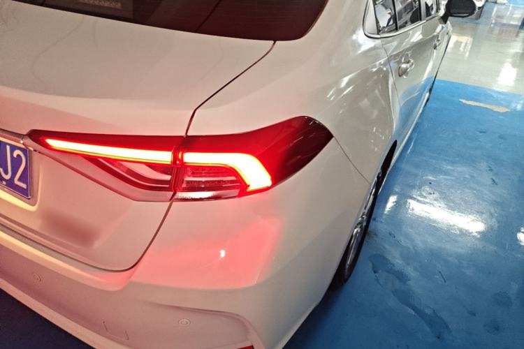 Used Toyota Corolla 2023 1.8L Smart Electric Hybrid Dual-Motor Pioneer Edition Right Rear Taillight