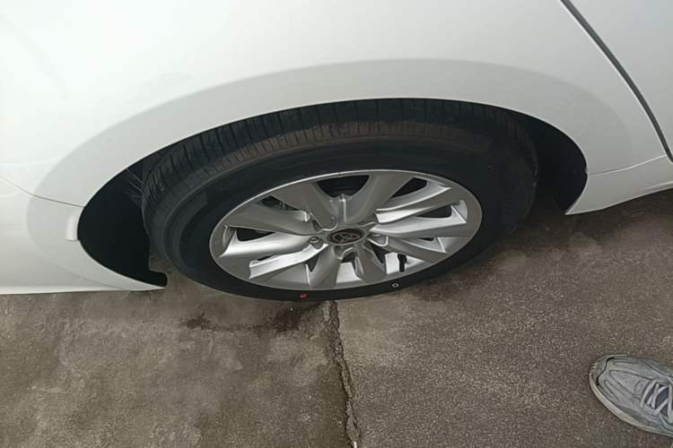 Used Toyota Corolla 2023 1.8L Smart Electric Hybrid Dual-Motor Elite Edition Right Rear Wheel Hub
