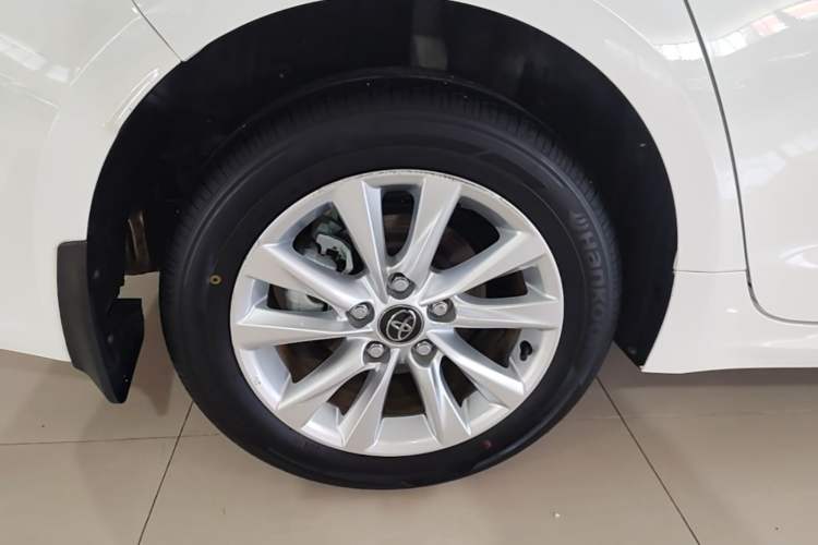 Used Toyota Corolla 2023 1.2T Elite Edition Right Rear Wheel Hub