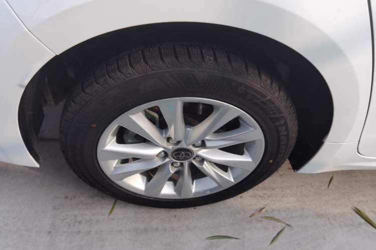 Used Toyota Corolla 2023 1.2T Elite Edition Right Rear Wheel Hub