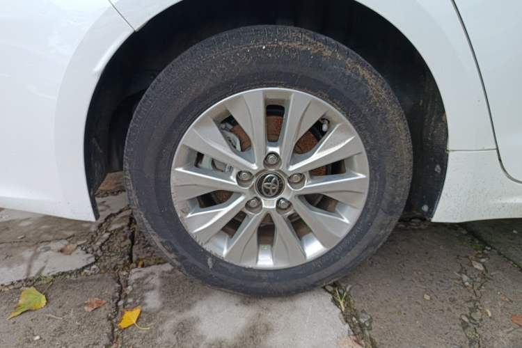 Used Toyota Corolla 2023 1.8L Smart Electric Hybrid Dual-Motor Pioneer Edition Right Rear Wheel Hub