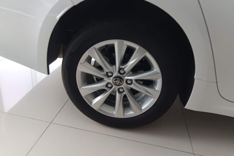 Used Toyota Corolla 2023 1.2T Elite Edition Right Rear Wheel Hub
