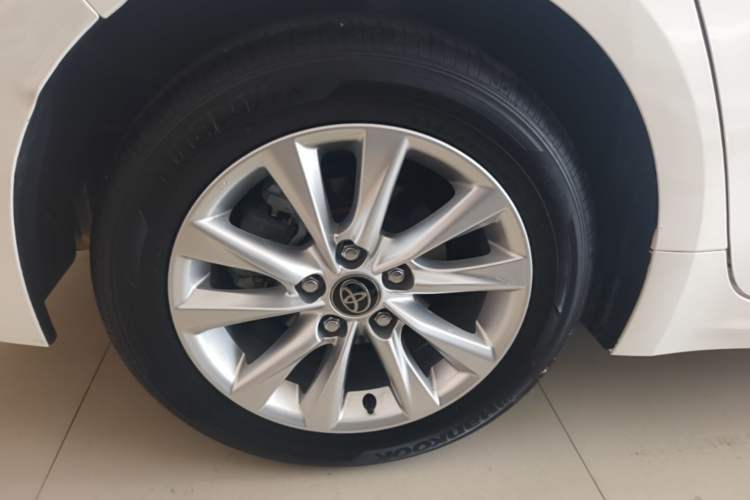 Used Toyota Corolla 2023 1.8L Smart Electric Hybrid Dual-Motor Elite Edition Right Rear Wheel Hub