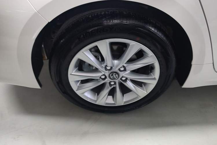 Used Toyota Corolla 2023 1.8L Smart Electric Hybrid Dual-Motor Elite Edition Right Rear Wheel Hub
