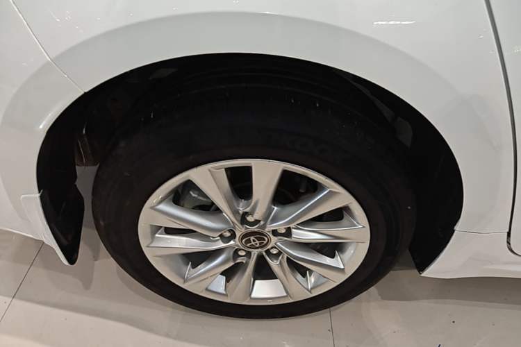 Used Toyota Corolla 2023 1.2T Elite Edition Right Rear Wheel Hub