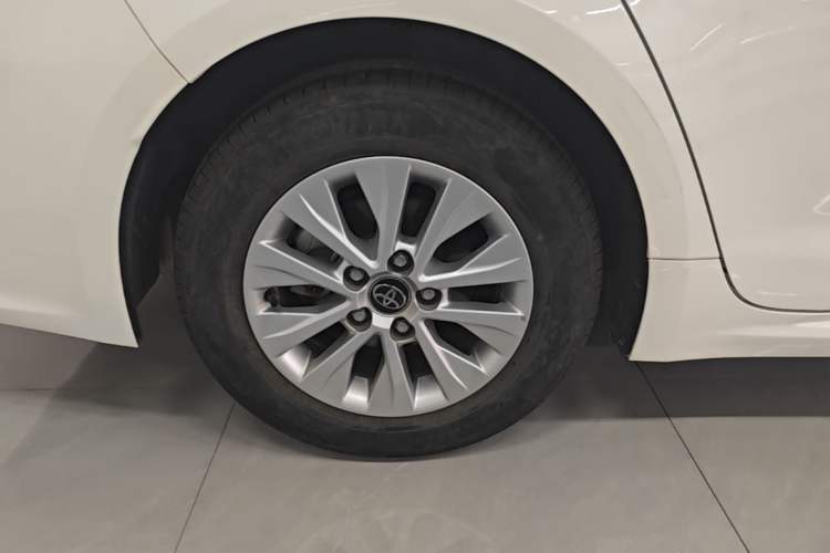 Used Toyota Corolla 2023 1.8L Smart Electric Hybrid Dual-Motor Pioneer Edition Right Rear Wheel Hub
