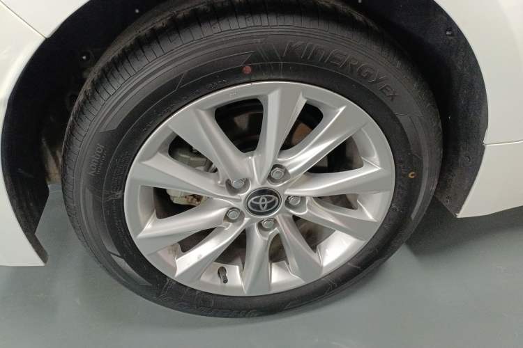 Used Toyota Corolla 2023 1.8L Smart Electric Hybrid Dual-Motor Elite Edition Right Rear Wheel Hub