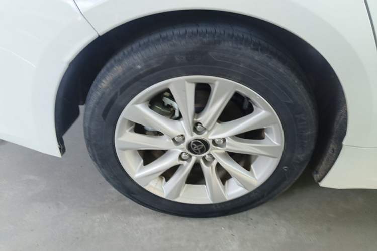 Used Toyota Corolla 2023 1.8L Smart Electric Hybrid Dual-Motor Elite Edition Right Rear Wheel Hub
