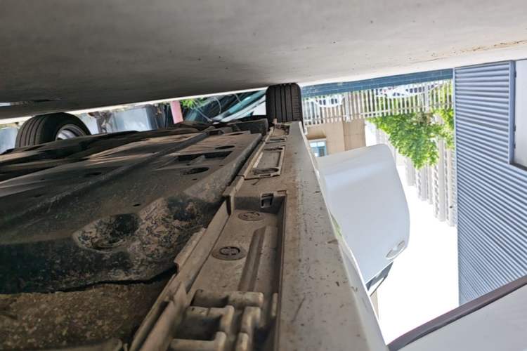Used Toyota Corolla 2023 1.8L Smart Electric Hybrid Dual-Motor Elite Edition Right Side Sill