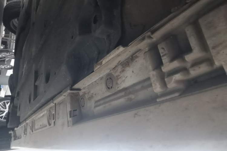 Used Toyota Corolla 2023 1.8L Smart Electric Hybrid Dual-Motor Elite Edition Right Side Sill