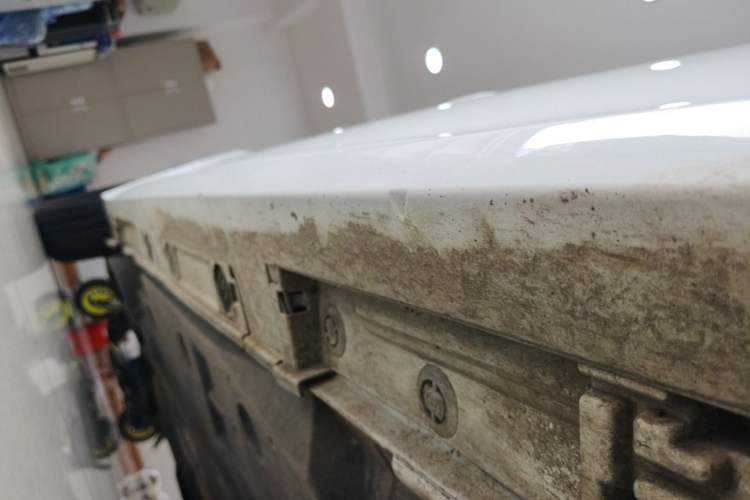 Used Toyota Corolla 2023 1.8L Smart Electric Hybrid Dual-Motor Pioneer Edition Right Side Sill