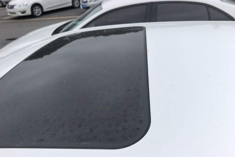 Used Toyota Corolla 2023 1.8L Smart Electric Hybrid Dual-Motor Elite Edition Roof